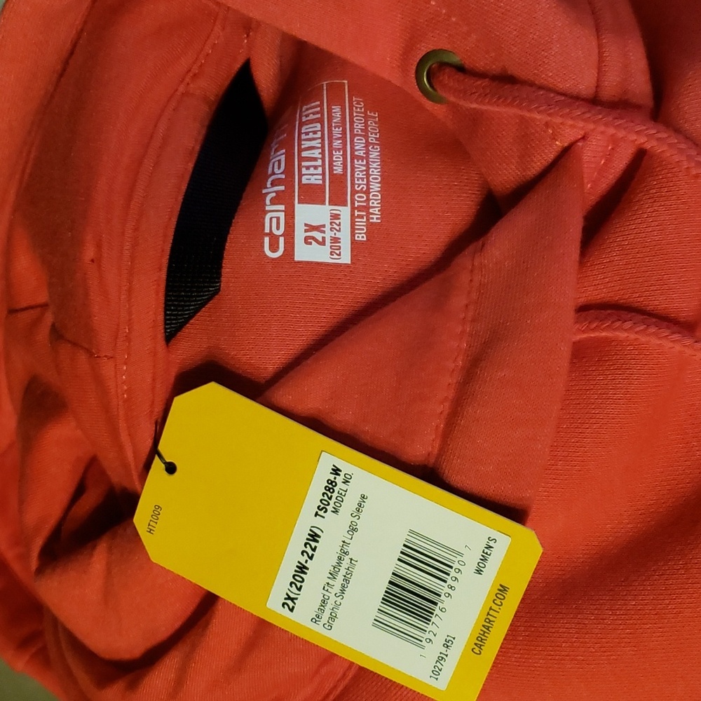 NWT Carhartt Women's Clarksburg Graphic Sleeve Pullover Sweatshirt Currant 2X - Picture 3 of 3